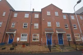 3 bedroom Terraced f...